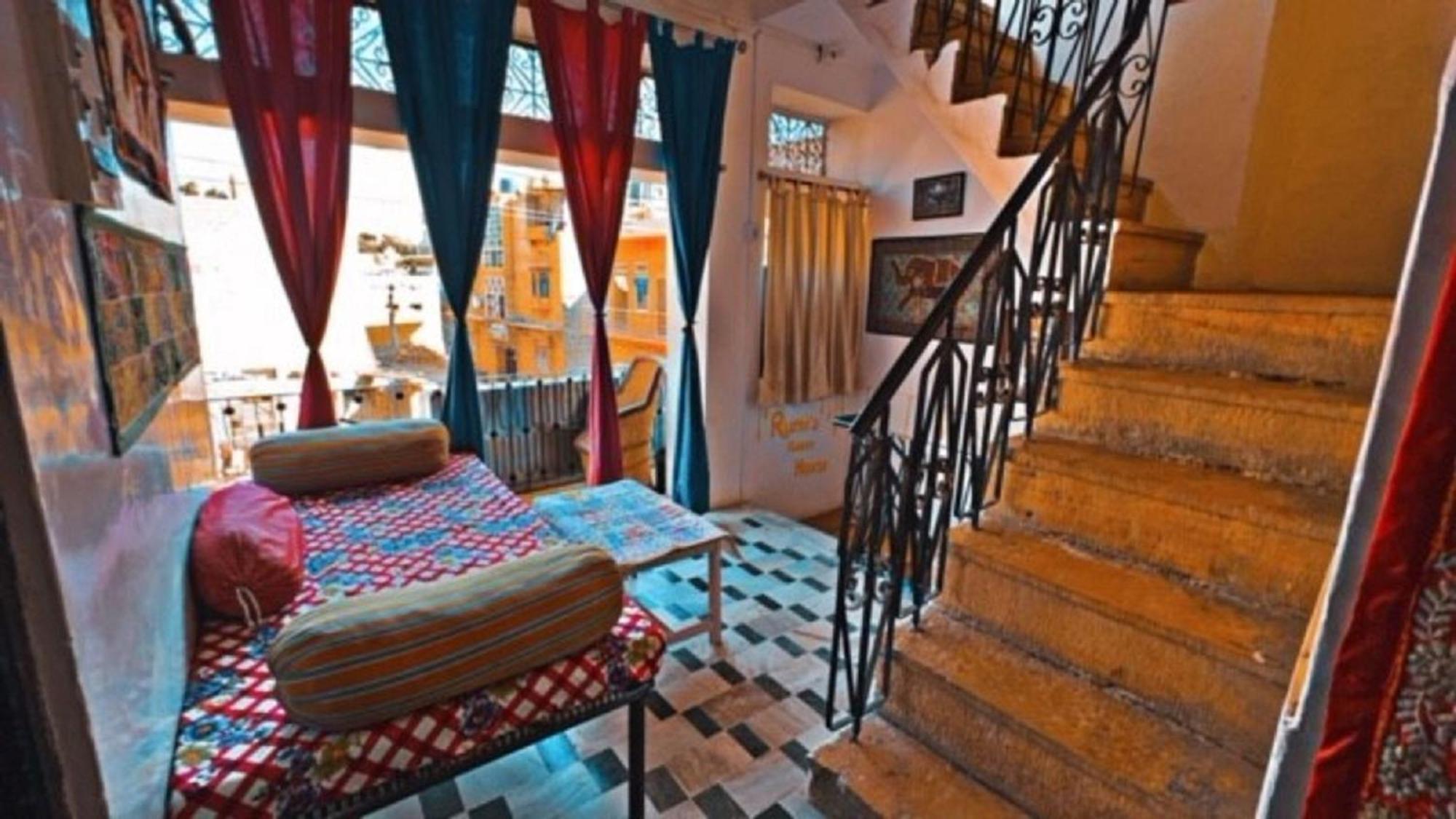 Rumi'S Guest House Jaisalmer Buitenkant foto