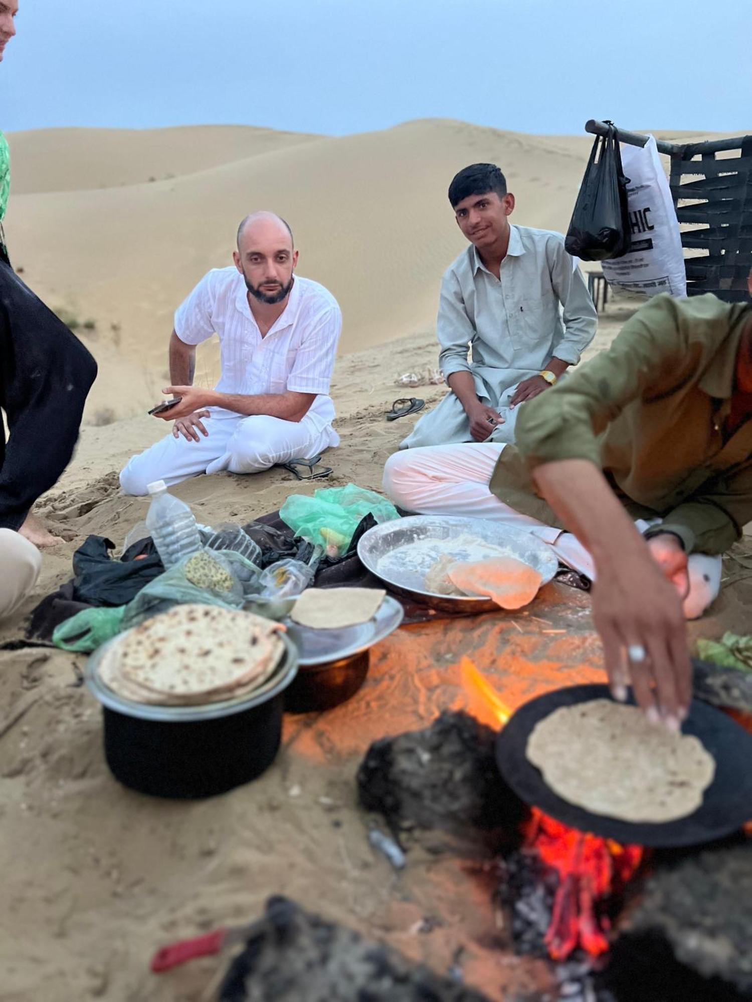 Rumi'S Guest House Jaisalmer Buitenkant foto